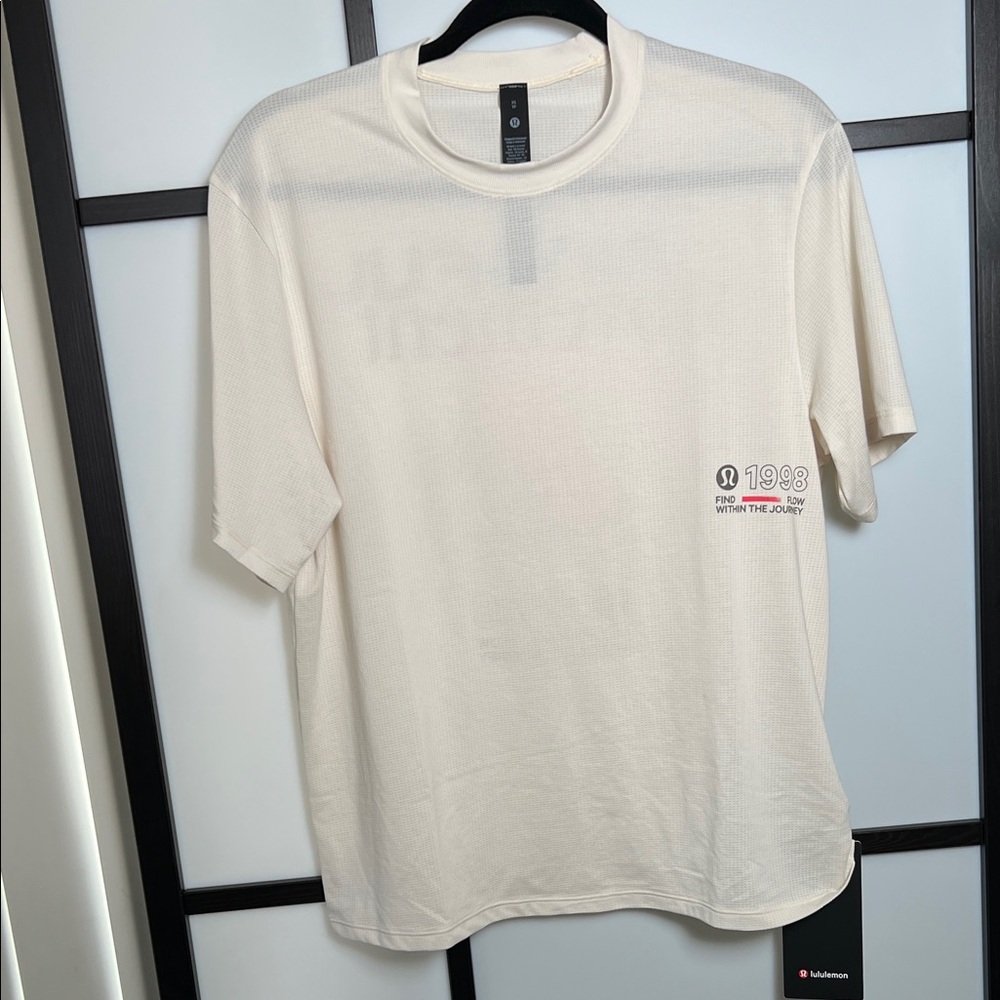 Men's lululemon Mile Maker Mesh Short Sleeve *Graphic